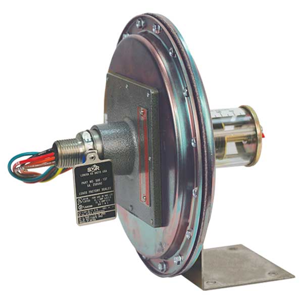 SOR | 107EL-EG40-P1-FIA-X373 Differential Pressure Switch with a Range of 5–40 inWC (inches of water column)